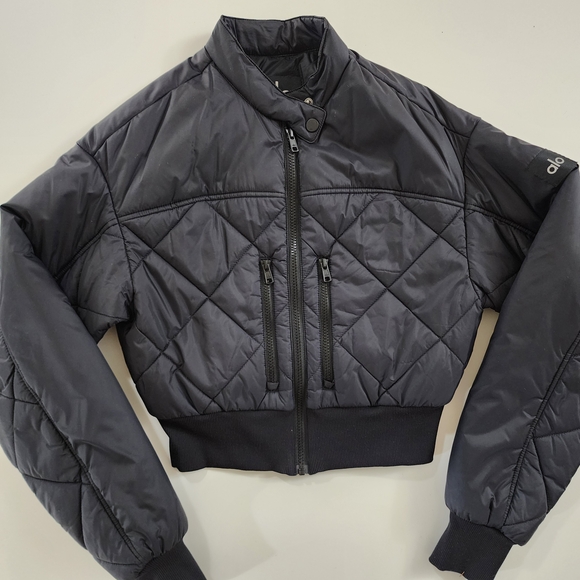 ALO Yoga snowrider puffer jacket - Picture 5 of 15